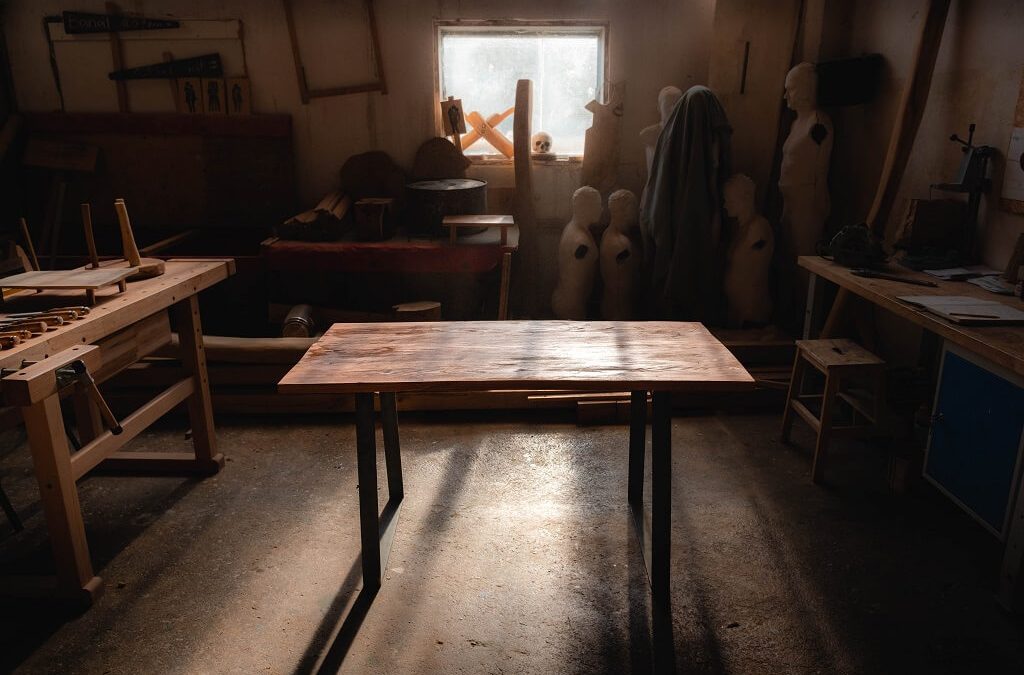 Dubový stůl a nohy z oceli